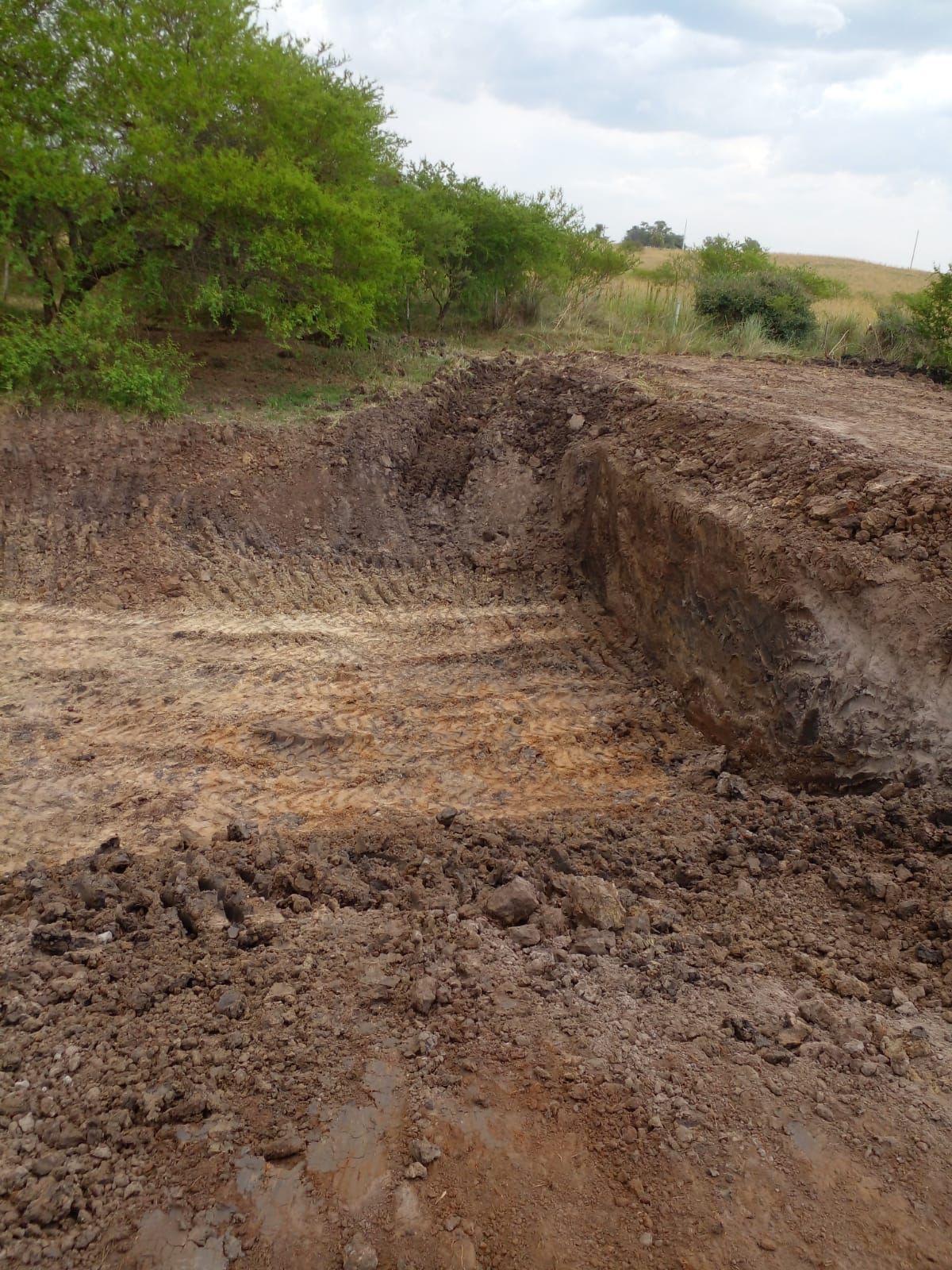 Obra rural — abertura de acesso
