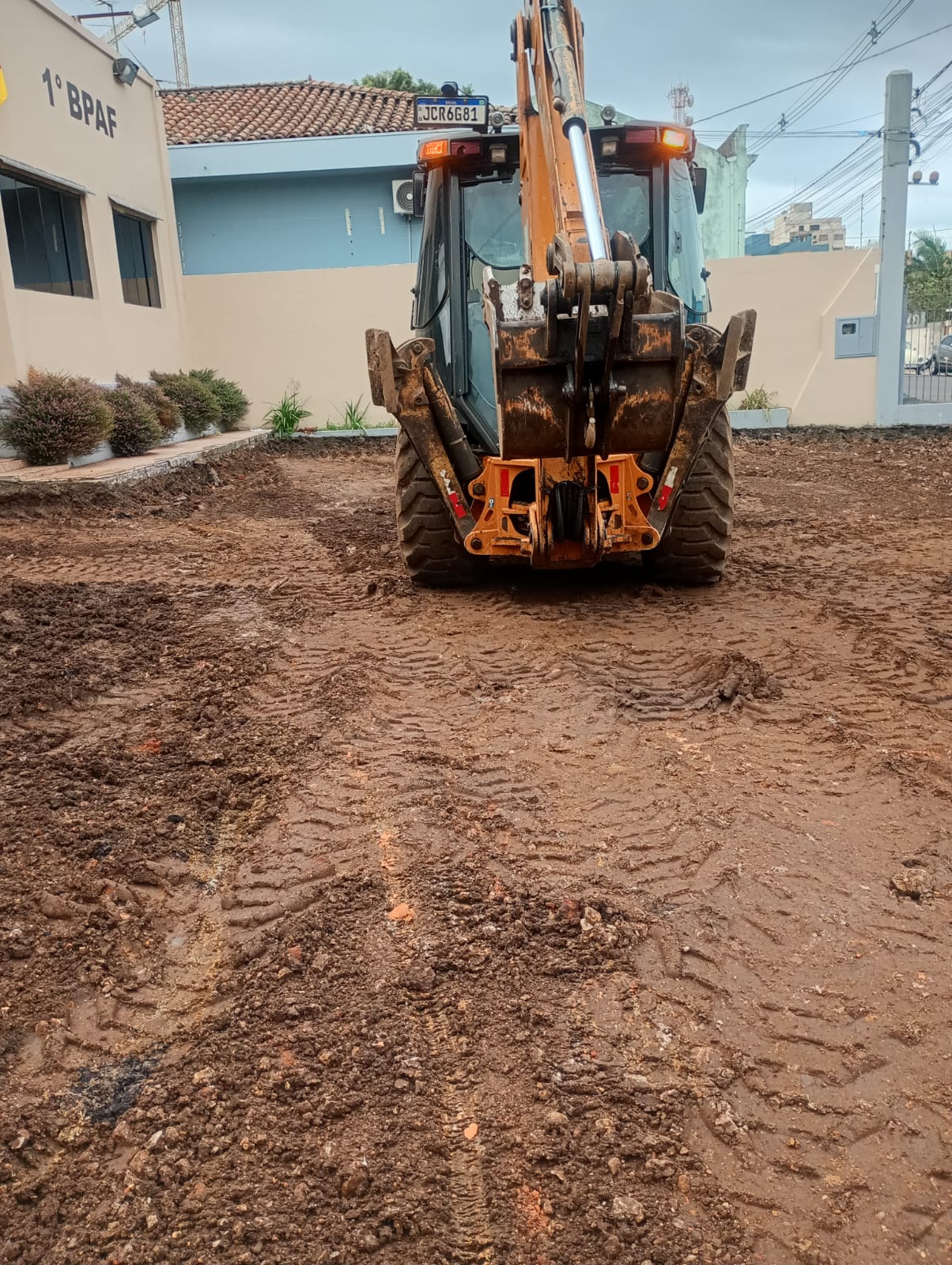 Área concluída após obra de planagem
